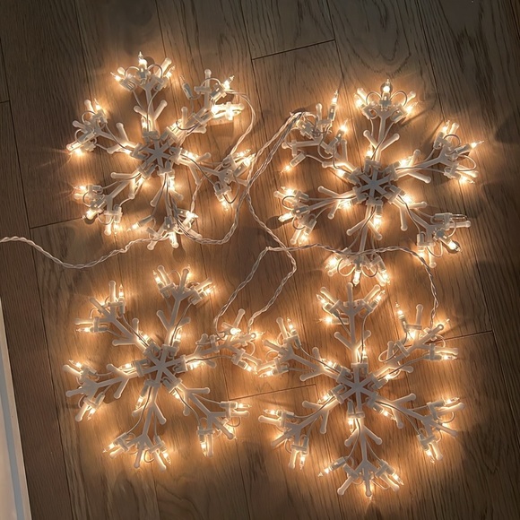 Snowflake Sculpture Lights - Picture 2 of 3